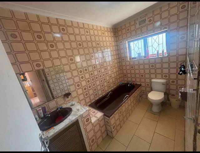 4 BEDROOM HOUSE FOR SALE IN GLENMORE